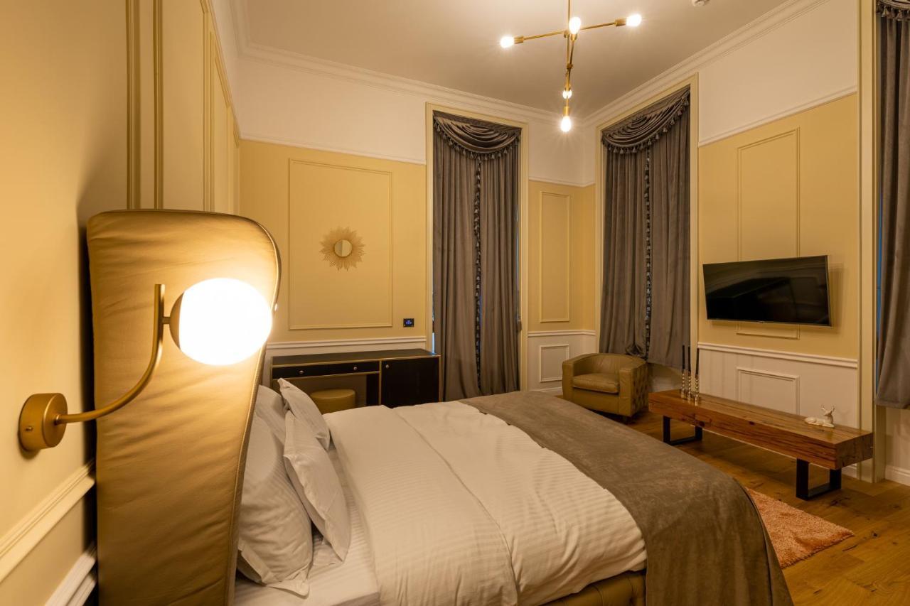 Boutique Hotel Cocosul De Aur Târgu-Mureş 外观 照片