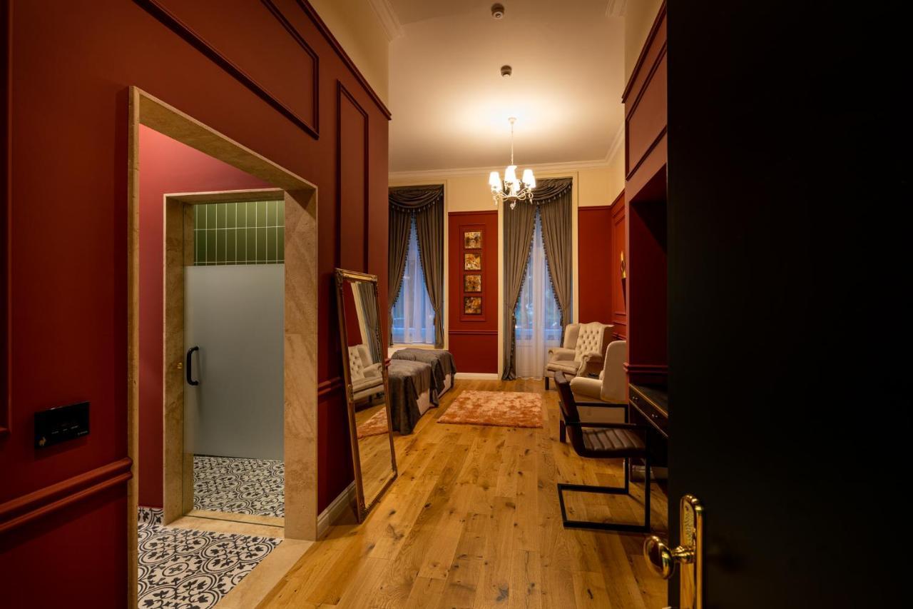 Boutique Hotel Cocosul De Aur Târgu-Mureş 外观 照片