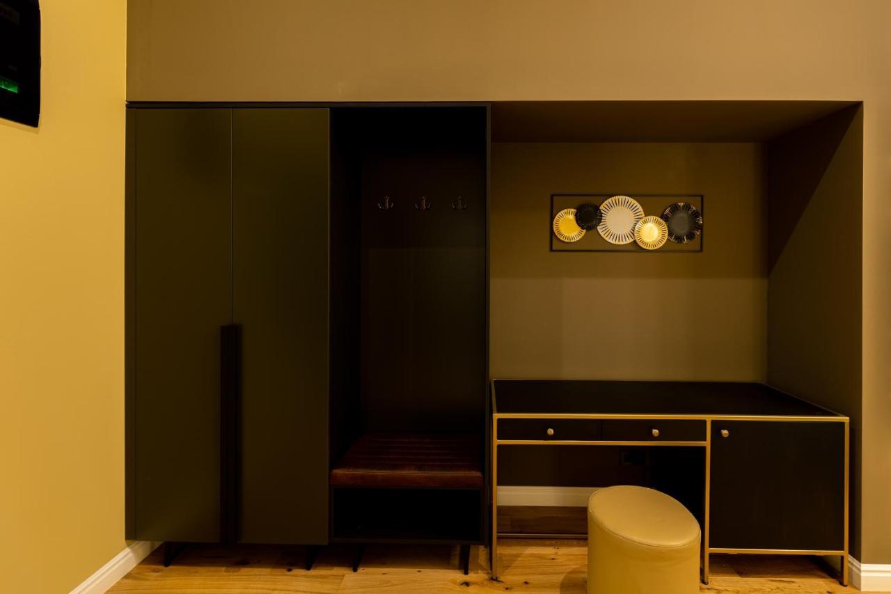 Boutique Hotel Cocosul De Aur Târgu-Mureş 外观 照片