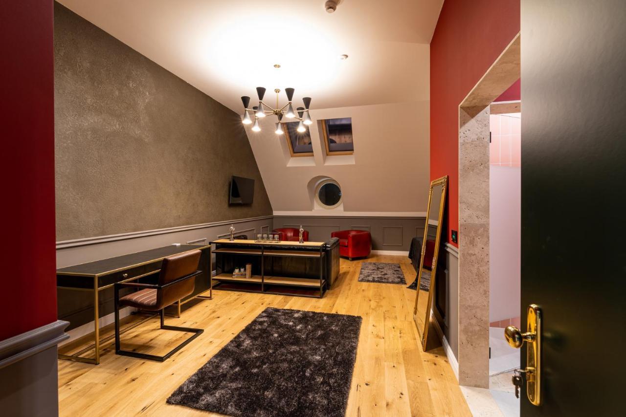 Boutique Hotel Cocosul De Aur Târgu-Mureş 外观 照片